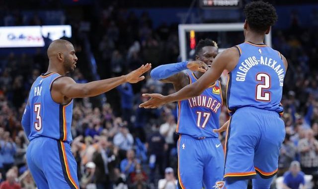  亚历山大35+12雷霆击沉快船  