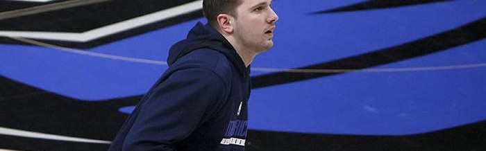  东契奇40+三双难救独行侠负灰熊  