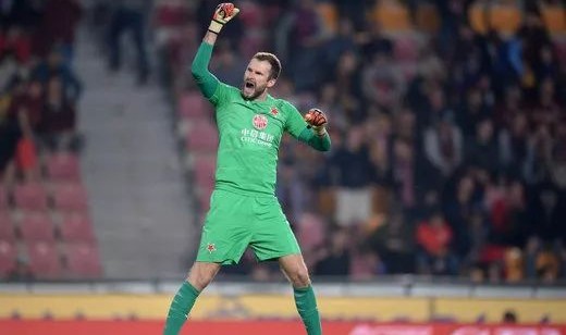  科隆门将超神扑救零封拜仁攻击群  